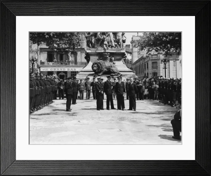 Framed Print : LFB firefighters on tour of France and Italy Framed Print : LFB firefighters on tour of France and Italy