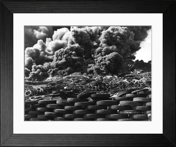 Framed Print : Major blaze at waste tyre dump, Mitcham, Surrey Framed Print : Major blaze at waste tyre dump, Mitcham, Surrey