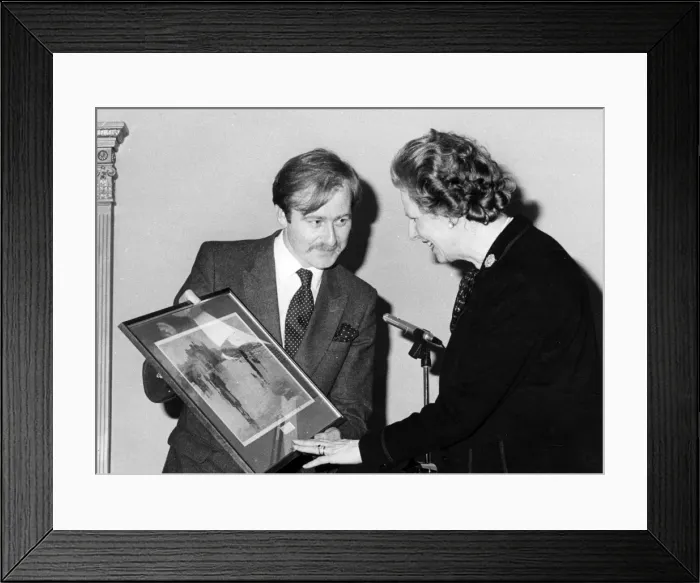 Framed Print : Prime Minister Margaret Thatcher - Presented with a painting Framed Print : Prime Minister Margaret Thatcher - Presented with a painting