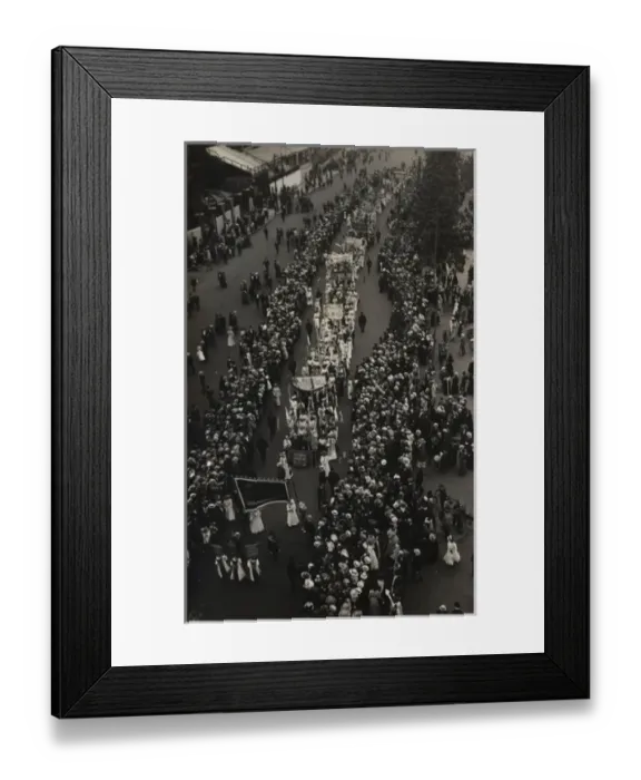 Framed Print : Suffragette Womens Coronation Procession June 17, 1911 Framed Print : Suffragette Womens Coronation Procession June 17, 1911