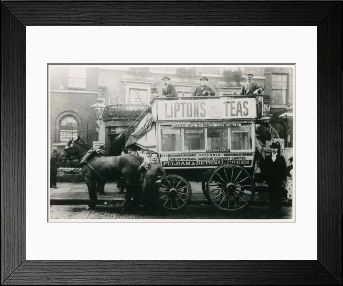 Framed Print : Horse bus with Liptons Tea advert, London Framed Print : Horse bus with Liptons Tea advert, London
