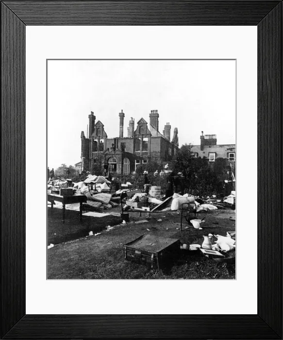 Framed Print : The aftermath of fire at Sir Johns Frenchs home, Aldershot Framed Print : The aftermath of fire at Sir Johns Frenchs home, Aldershot