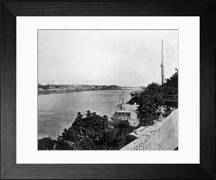 Framed Print : The River Tigris, Iraq Framed Print : The River Tigris, Iraq