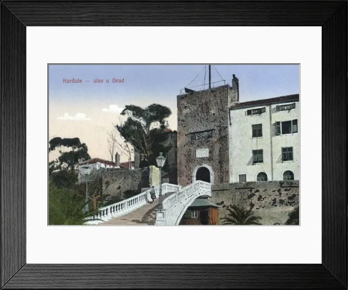 Framed Print : Entrance to the city of Korcula, Croatia