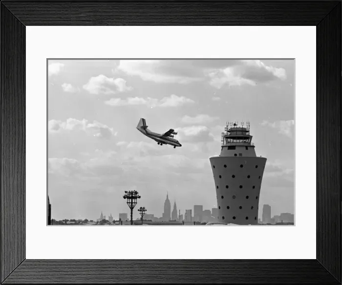 Framed Print : Breguet 941S McDonnell Douglas 188 STOL demonstrator in flig Framed Print : Breguet 941S McDonnell Douglas 188 STOL demonstrator in flig