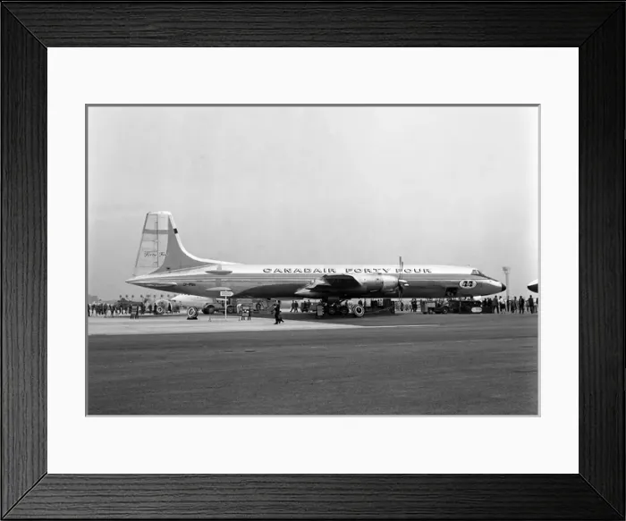 Framed Print : Canadair C-5 N17599 (previously 17524) Long Beach Framed Print : Canadair C-5 N17599 (previously 17524) Long Beach
