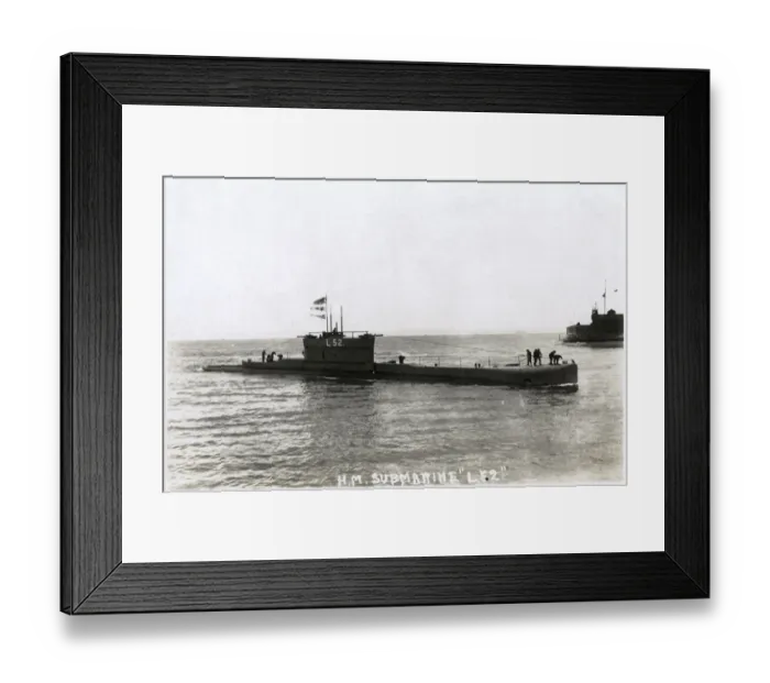 Framed Print : British submarine L52 with crew on deck Framed Print : British submarine L52 with crew on deck