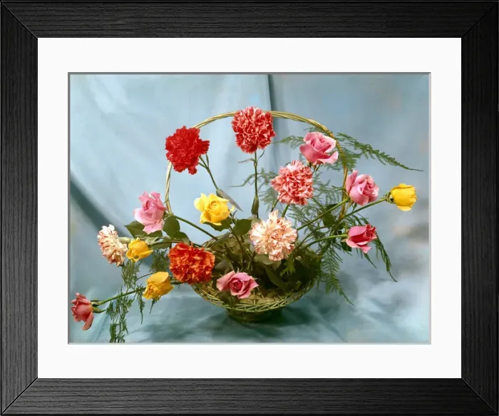Framed Print : Flower arrangement with roses and carnations Framed Print : Flower arrangement with roses and carnations