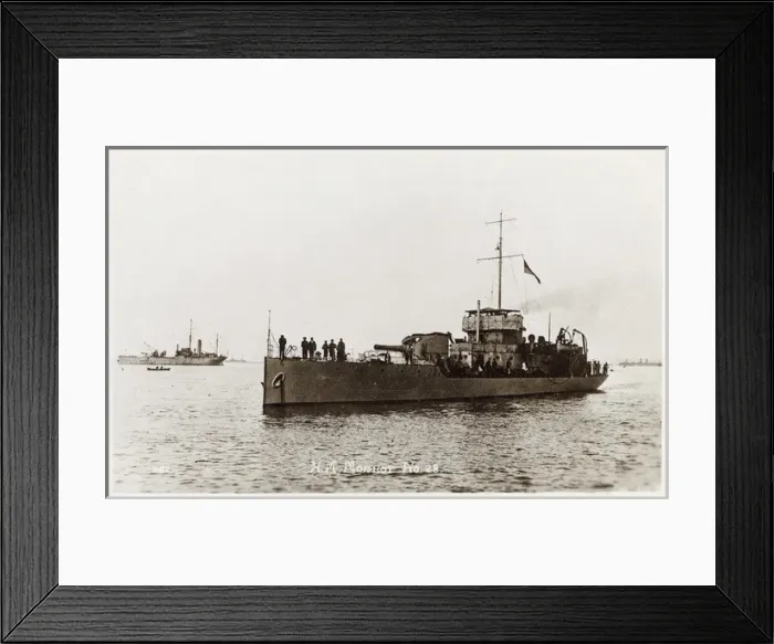 Framed Print : HM Monitor No. 28 at sea, WW1 Framed Print : HM Monitor No. 28 at sea, WW1