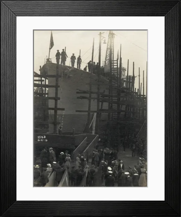 Framed Print : HMS Douglas, British destroyer, WW1 Framed Print : HMS Douglas, British destroyer, WW1