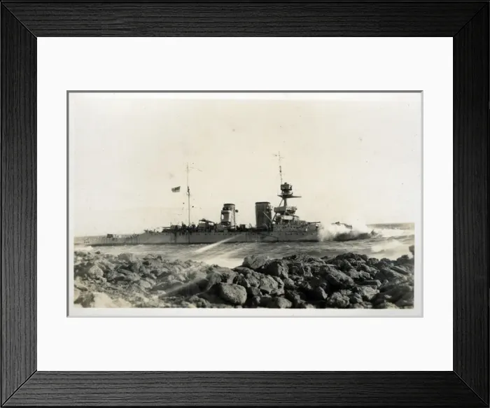 Framed Print : HMS Raleigh, British heavy cruiser, on rocks at Labrador Framed Print : HMS Raleigh, British heavy cruiser, on rocks at Labrador