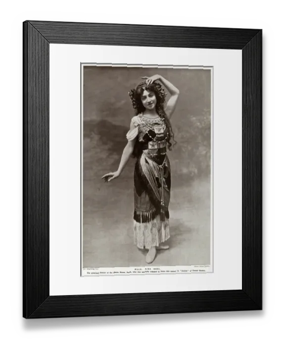 Framed Print : Aida Boni (1880 - 1974), Italian dancer. Appearing in Armida, Covent Garden. Date: 1909 Framed Print : Aida Boni (1880 - 1974), Italian dancer. Appearing in Armida, Covent Garden. Date: 1909