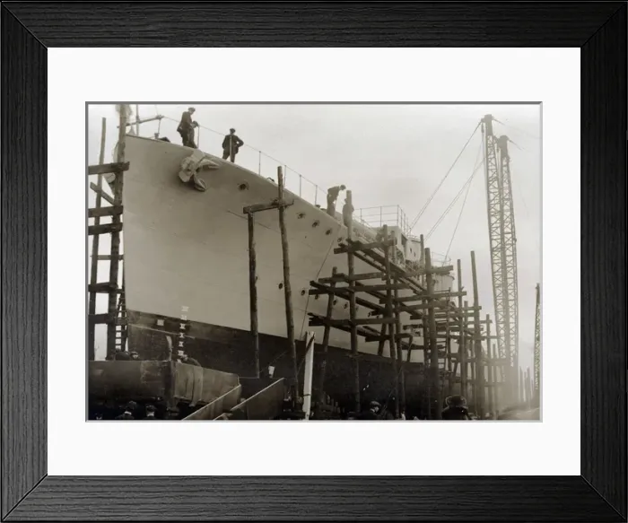 Framed Print : HMS Douglas, British destroyer, WW1 Framed Print : HMS Douglas, British destroyer, WW1