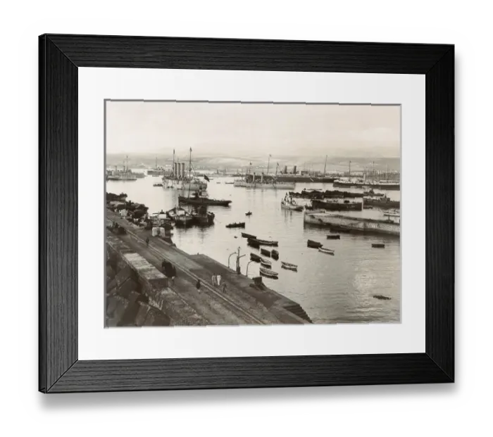 Framed Print : Puerto de la Luz, Las Palmas, Canary Islands Framed Print : Puerto de la Luz, Las Palmas, Canary Islands
