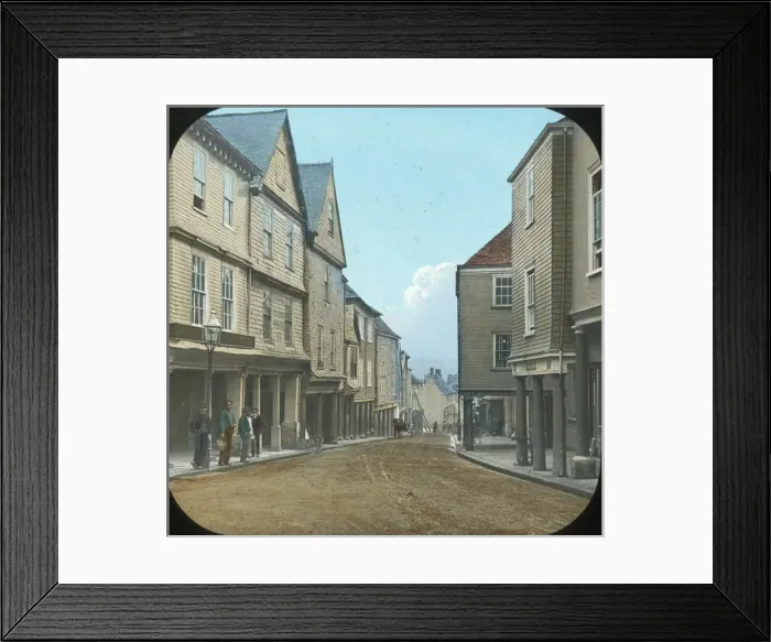 Framed Print : Scenery of Devon - Totres - The High Street Framed Print : Scenery of Devon - Totres - The High Street