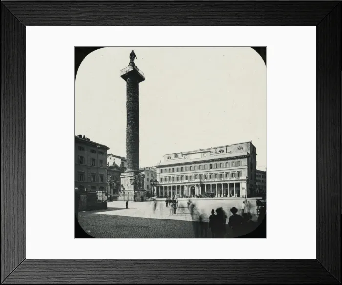 Framed Print : Rome, Italy - Piazza Colonna Framed Print : Rome, Italy - Piazza Colonna