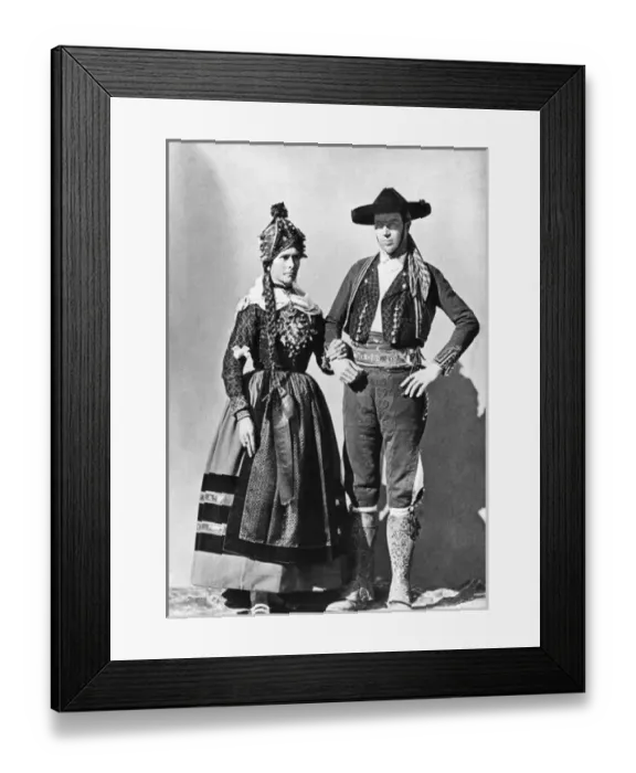 Framed Print : Spain - Segovia - Peasants of the Province Framed Print : Spain - Segovia - Peasants of the Province