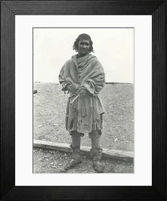 Framed Print : India - A Thibetan man, Himalayas Framed Print : India - A Thibetan man, Himalayas