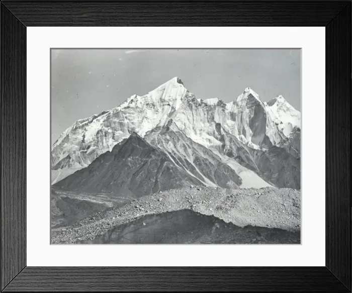 Framed Print : India - Mount Lomar Parbet near view Framed Print : India - Mount Lomar Parbet near view