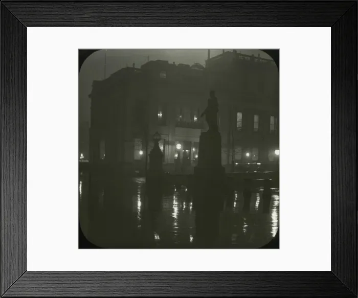 Framed Print : The Union Club - Wet Evening Framed Print : The Union Club - Wet Evening