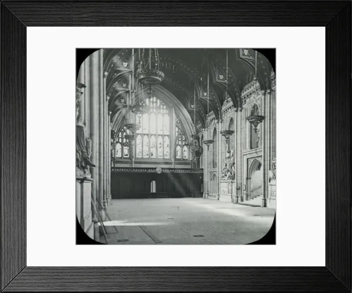 Framed Print : The interior of the Guildhall Framed Print : The interior of the Guildhall