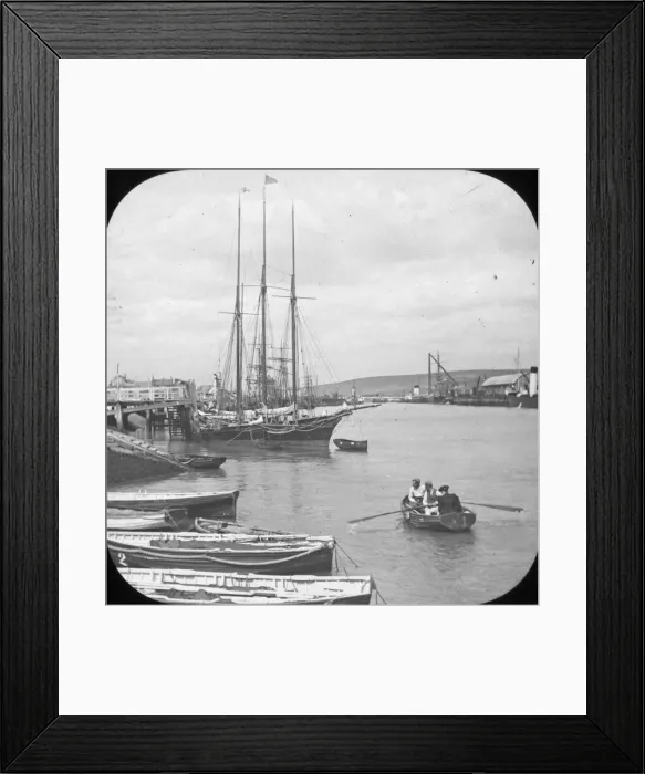Framed Print : South Coast of England - Newhaven, the Habour Framed Print : South Coast of England - Newhaven, the Habour
