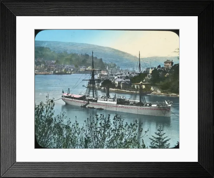 Framed Print : Scenery of Devon - Dartmouth and the Harbour Framed Print : Scenery of Devon - Dartmouth and the Harbour