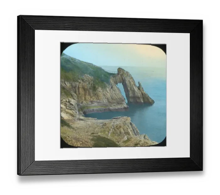 Framed Print : Scenery of Devon - Natural Arch, Torquay Framed Print : Scenery of Devon - Natural Arch, Torquay