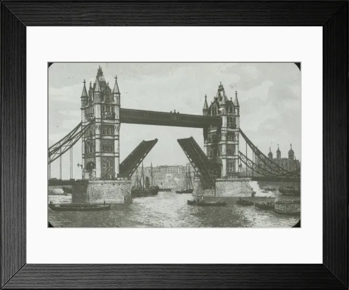 Framed Print : Tower Bridge Framed Print : Tower Bridge