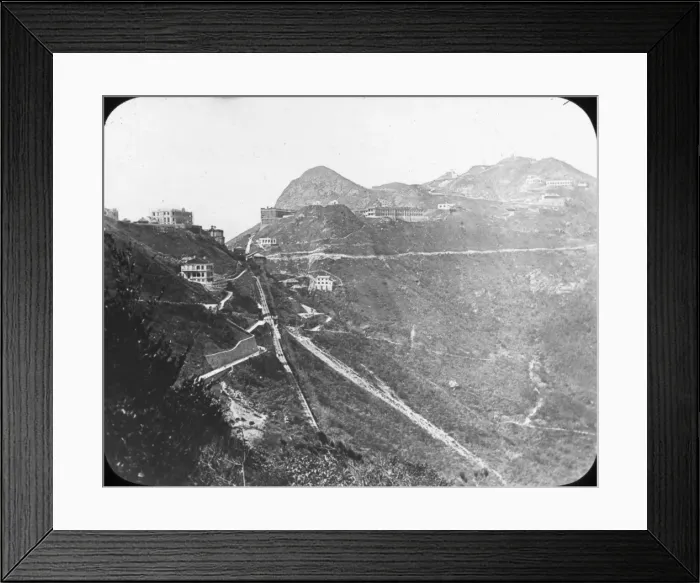 Framed Print : China - Hong Kong shweing peak and peak railway Framed Print : China - Hong Kong shweing peak and peak railway
