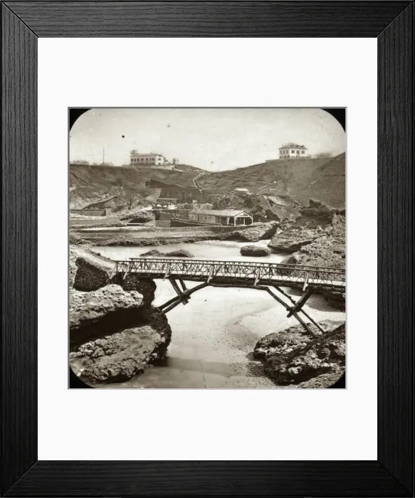 Framed Print : Spain - Biarritz - The Oyster Beds
