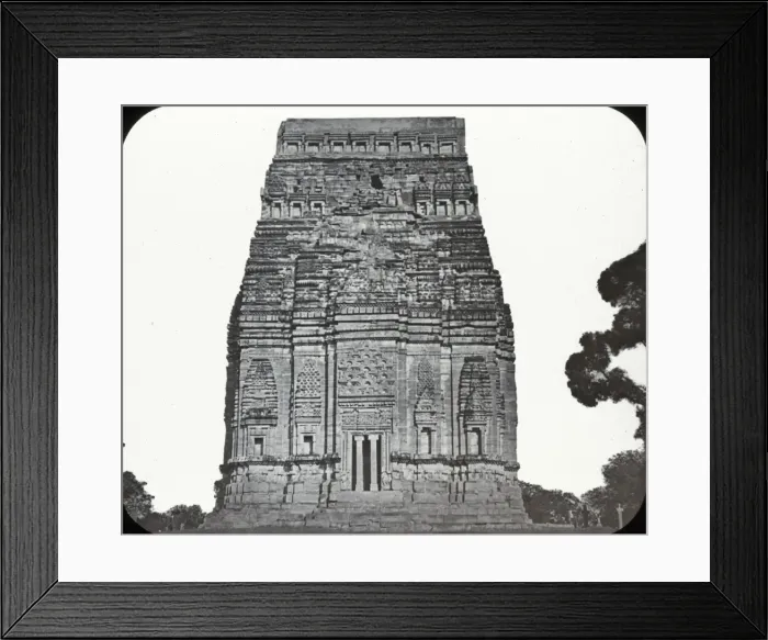 Framed Print : India - The Vihara (Jain) temple on the fort, Gwalior Framed Print : India - The Vihara (Jain) temple on the fort, Gwalior