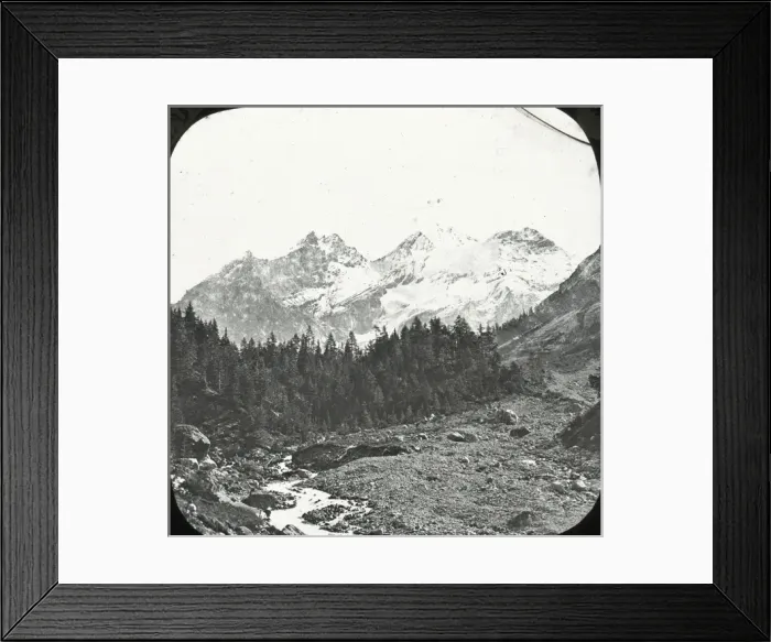 Framed Print : Switzerland - Blumlis Alp Framed Print : Switzerland - Blumlis Alp