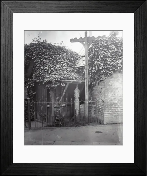 Framed Print : Life of Charles Dickens - stocks and whipping post Framed Print : Life of Charles Dickens - stocks and whipping post