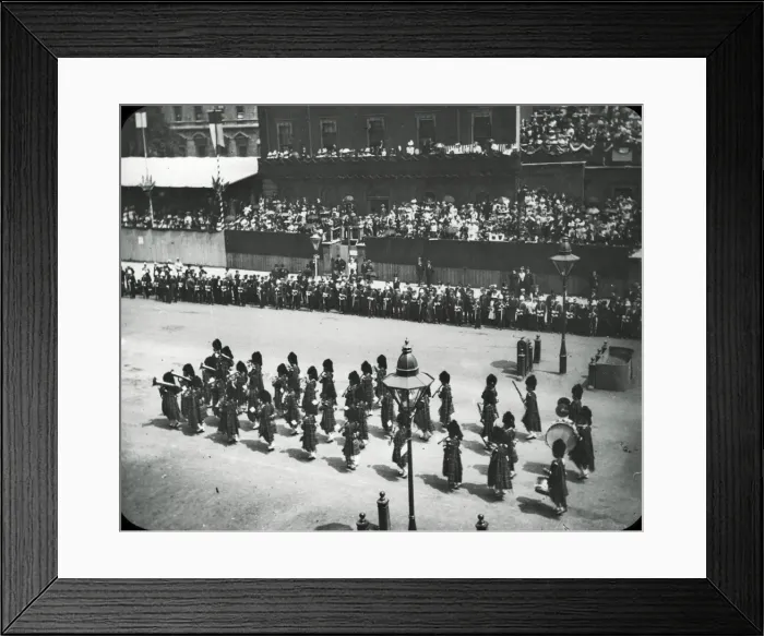 Framed Print : Queen Victorias Diamond Jubilee - The Pipers passing Whiteh Framed Print : Queen Victorias Diamond Jubilee - The Pipers passing Whiteh