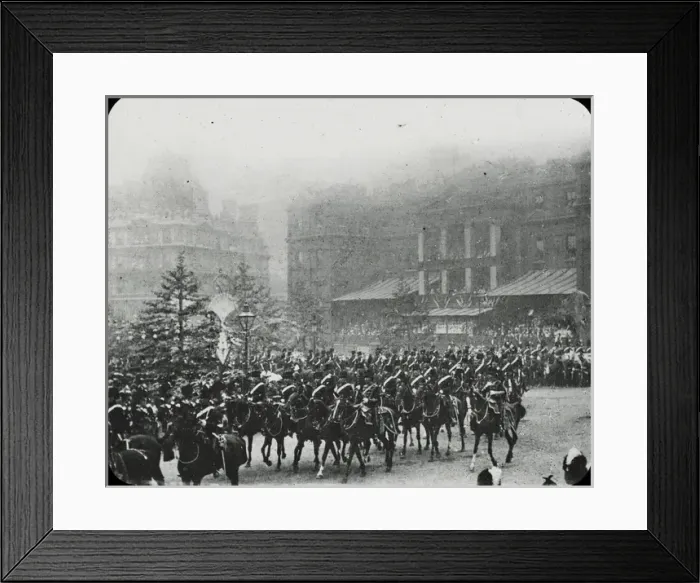 Framed Print : Queen Victorias Diamond Jubilee - Passing Apsley House Framed Print : Queen Victorias Diamond Jubilee - Passing Apsley House