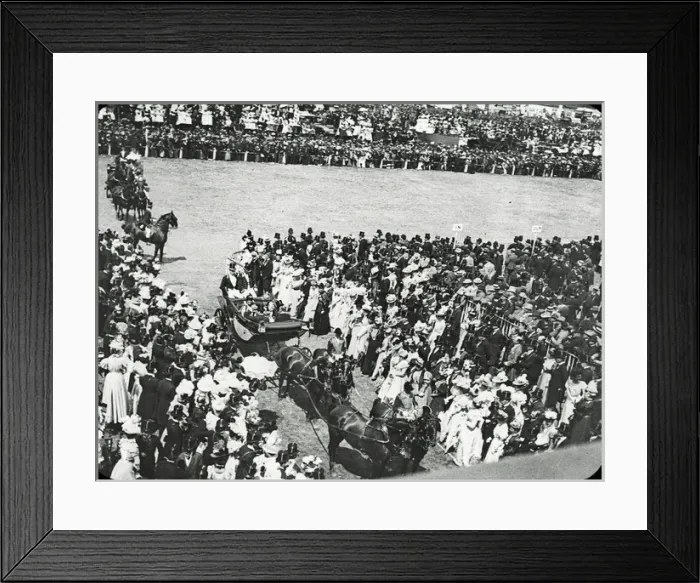 Framed Print : Queen Victorias Diamond Jubilee - The Royal Carriage at Asc Framed Print : Queen Victorias Diamond Jubilee - The Royal Carriage at Asc