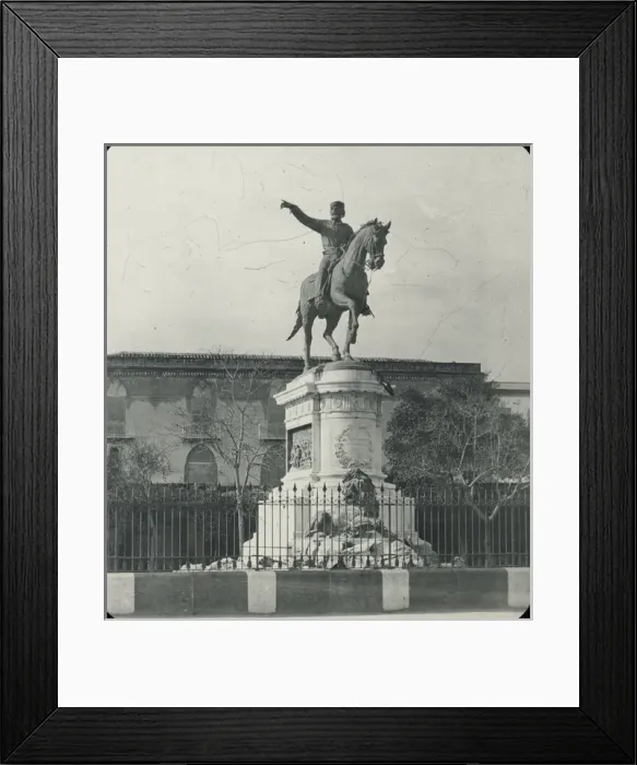 Framed Print : Sicily - Garibaldi Statue Framed Print : Sicily - Garibaldi Statue