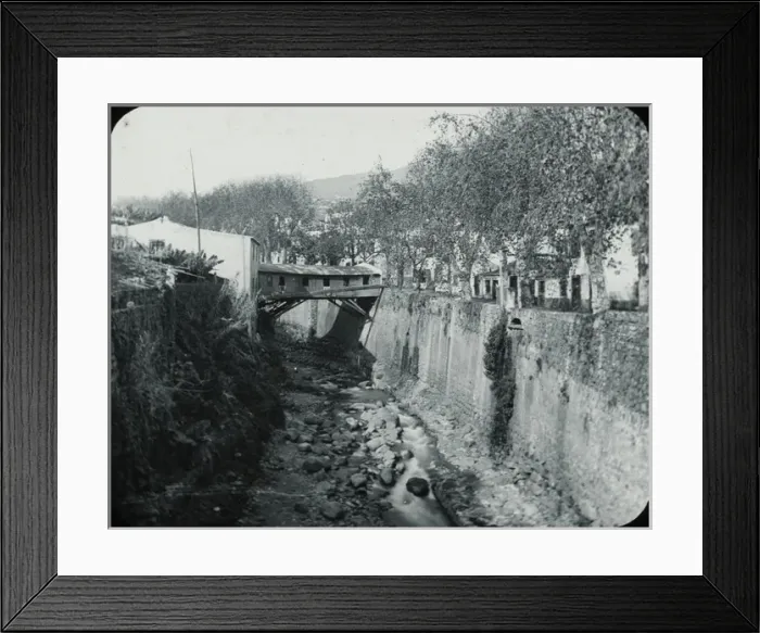 Framed Print : Madeira, Barranco and Covered Bridge Framed Print : Madeira, Barranco and Covered Bridge