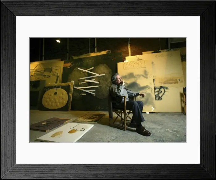 Framed Print : Antoni Tapies Framed Print : Antoni Tapies