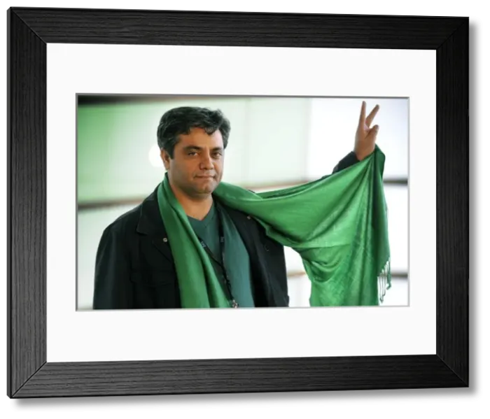 Framed Print : San SebastiᮮFestival 2009. Mohammad Rasoulof Framed Print : San SebastiᮮFestival 2009. Mohammad Rasoulof