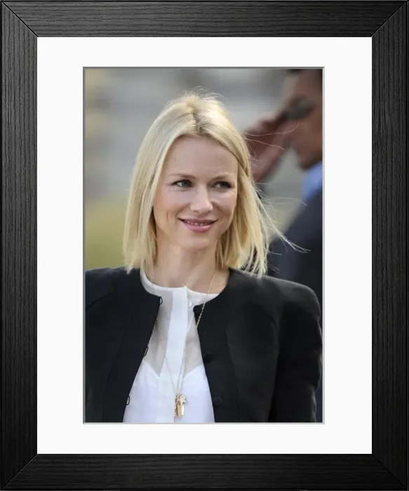 Framed Print : San SebastiᮮFestival 2009. Naomi Watts Framed Print : San SebastiᮮFestival 2009. Naomi Watts