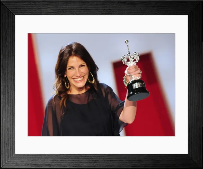 Framed Print : San SebastiᮮFestival 2010. Julia Roberts Framed Print : San SebastiᮮFestival 2010. Julia Roberts