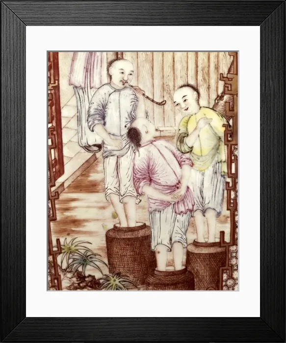 Framed Print : Vase depicting men packing tea (1348-1644). Detail Framed Print : Vase depicting men packing tea (1348-1644). Detail