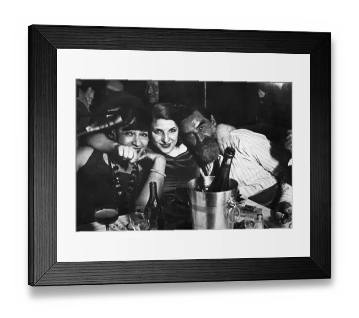 Framed Print : Kiki of Montparnasse and two friends in a Paris club