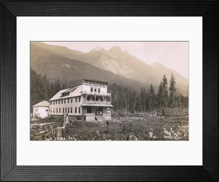 Framed Print : View of Index, Washington, USA Framed Print : View of Index, Washington, USA