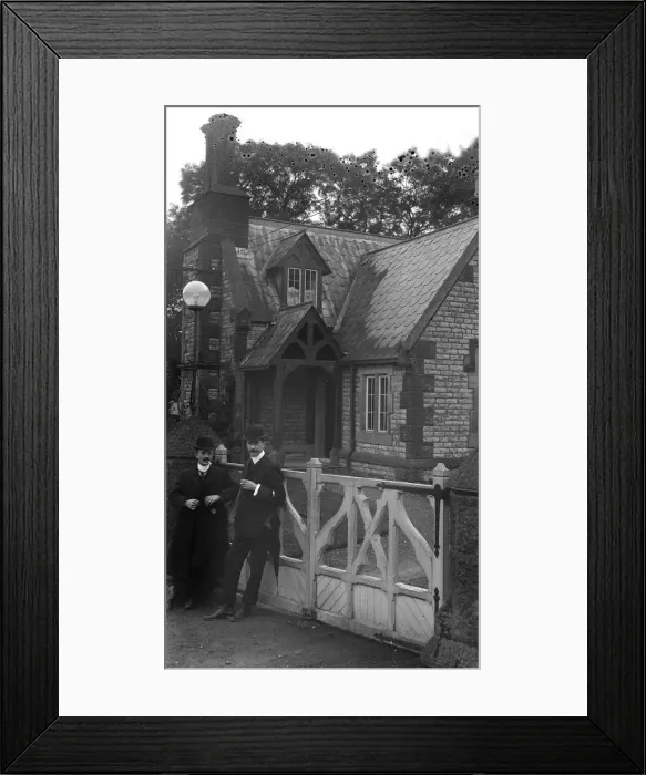 Framed Print : House near Creshook, Derbyshire Framed Print : House near Creshook, Derbyshire
