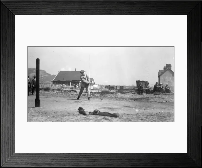 Framed Print : Group of golfers Framed Print : Group of golfers