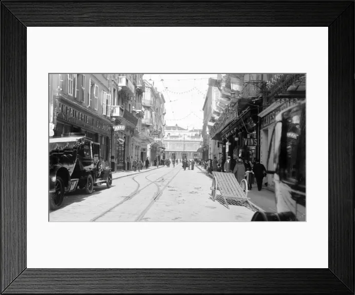 Framed Print : Street scene in South of France Framed Print : Street scene in South of France