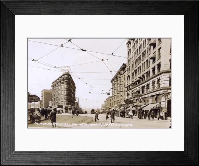 Framed Print : Westlake Boulevard, Seattle, Washington, USA Framed Print : Westlake Boulevard, Seattle, Washington, USA